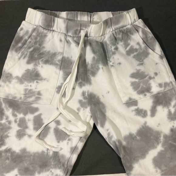Caution to the Wind size S,white/gray Tie Dye,warm-ups, minor flaws (photos) GUC - Picture 3 of 14